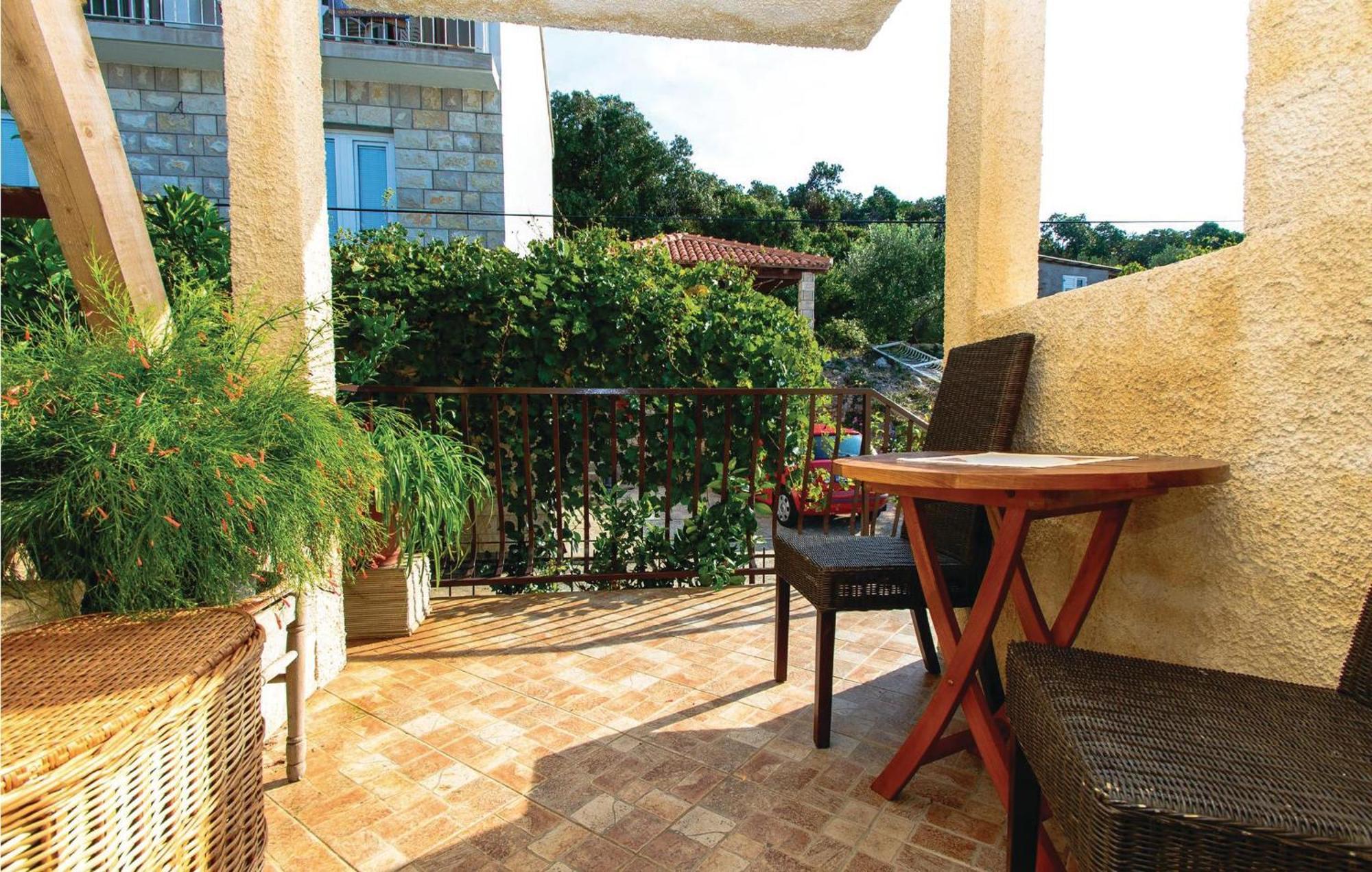 Stunning Apartment In Gruda With House Sea View مولونات المظهر الخارجي الصورة